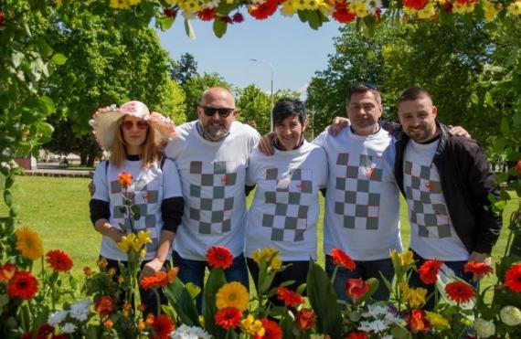 Vladimir Ham s kolegicama i kolegama na sajmu cvijeća