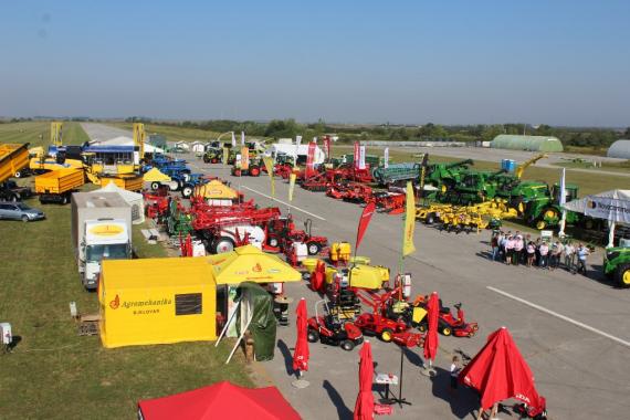 Farm show: strojeva ima, posjetitelja nema